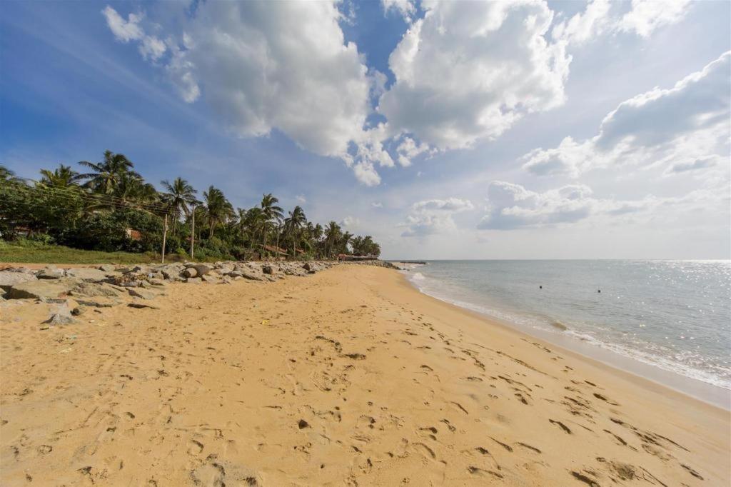 Royal Castle Hotel Negombo Eksteriør billede